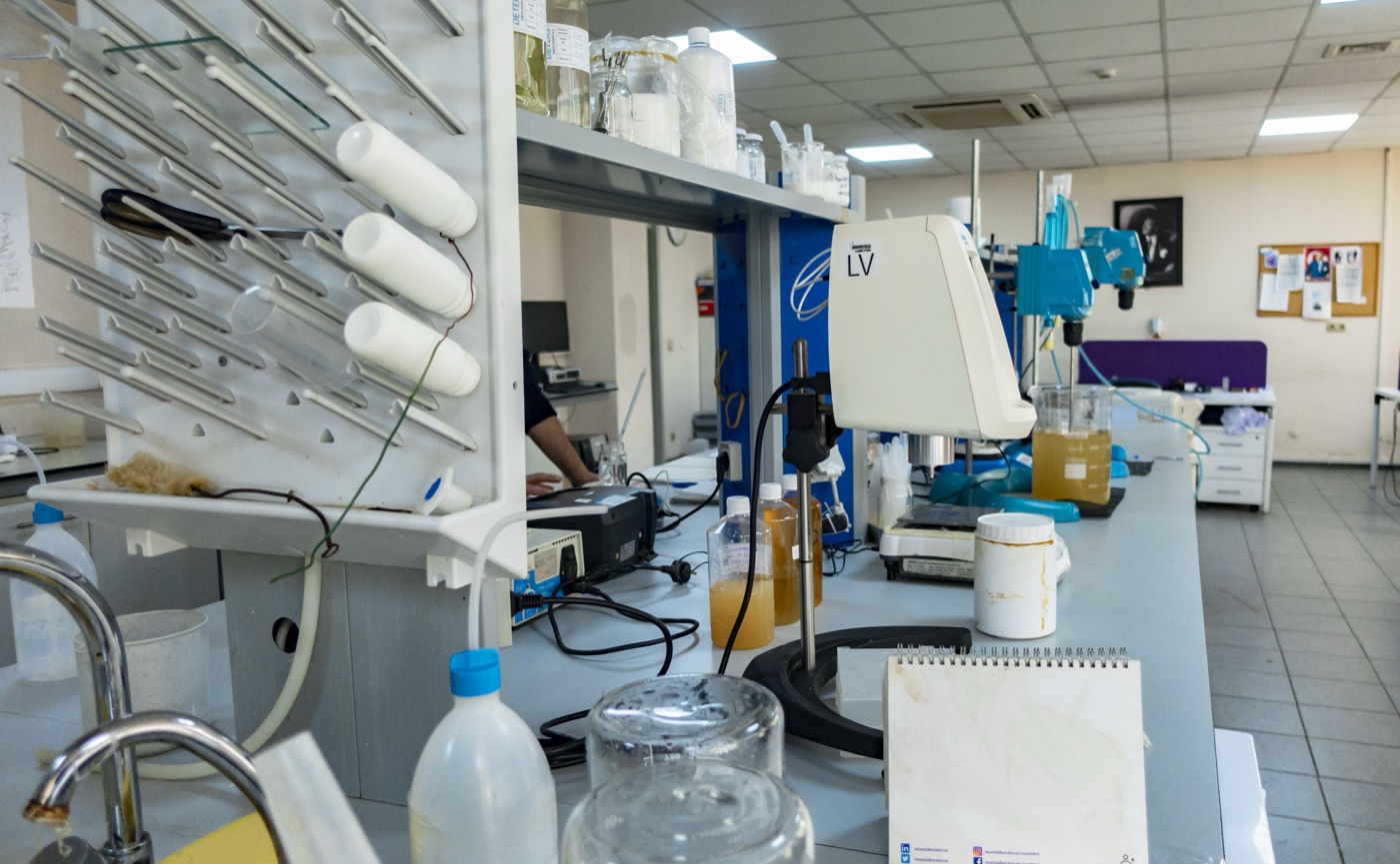 Quality control lab